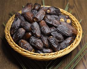 Amber Dates